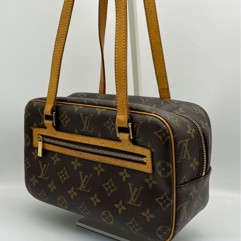 🏷️ Louis Vuitton 開口笑-15