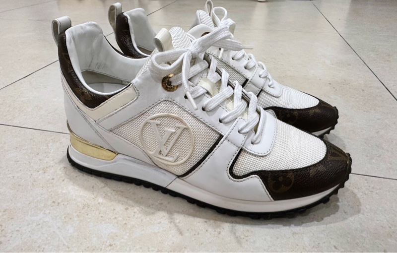 Louis Vuitton (LV) Run Away Sneaker經典老花運動鞋-1