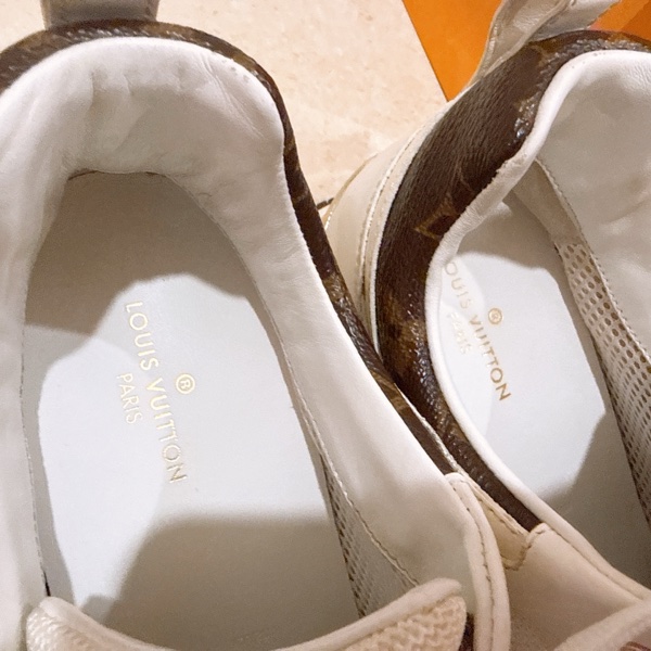 Louis Vuitton (LV) Run Away Sneaker經典老花運動鞋-7