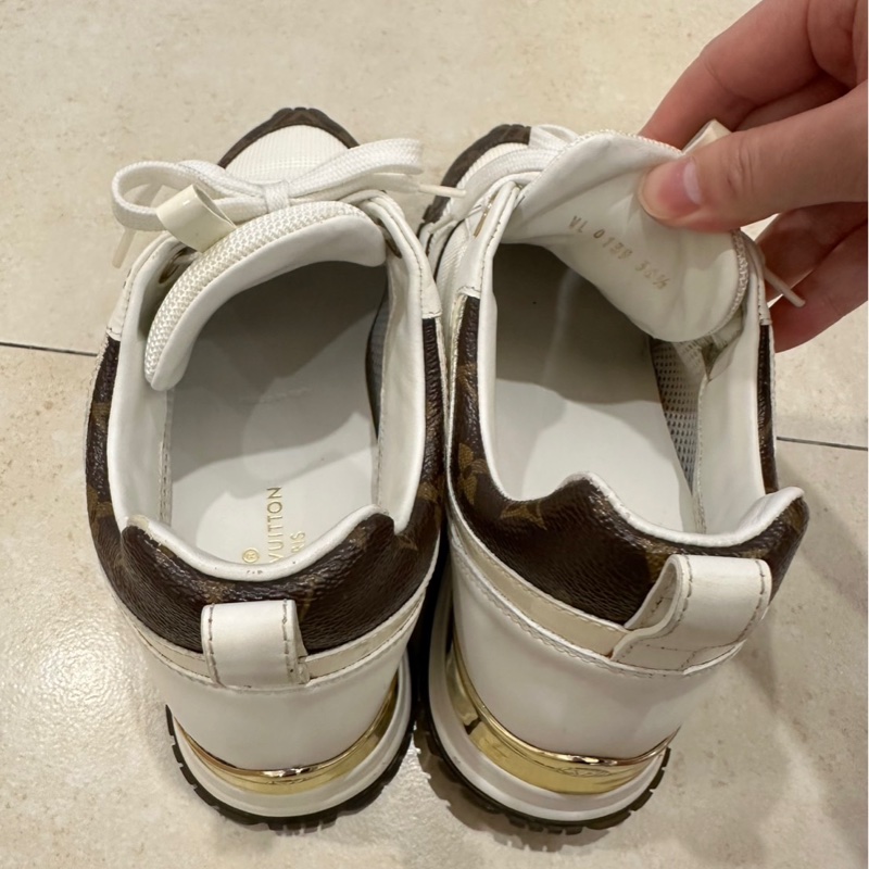 Louis Vuitton (LV) Run Away Sneaker經典老花運動鞋-8