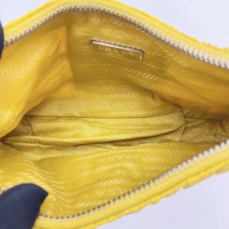 PRADA黃色Saffiano hobo腋下包22*16*5 98新配件塵袋-2
