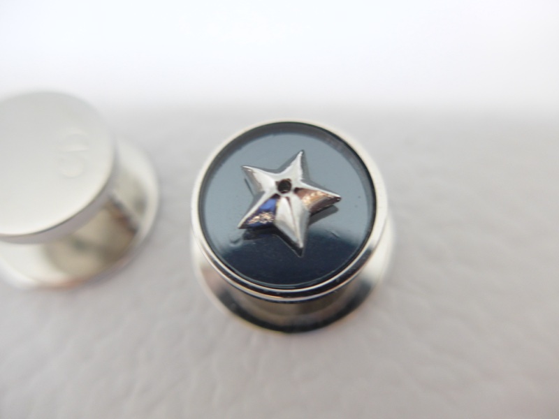 Dior簡約美學耳環-4