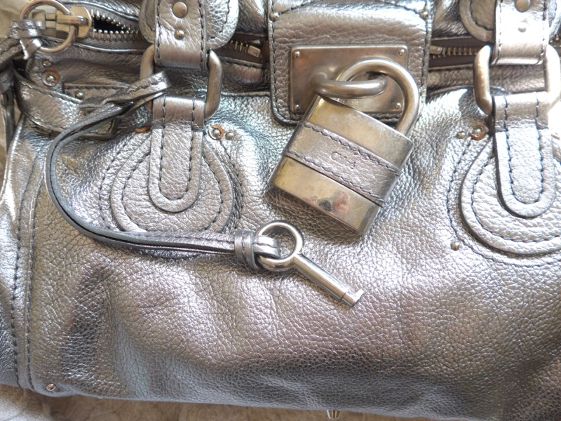 Chloe Paddington帕丁頓銀色金屬質感鎖頭包-5