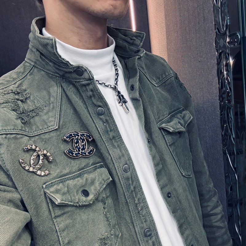 Chanel 啞光金色配海軍藍皮革皮穿練雙C胸針-2