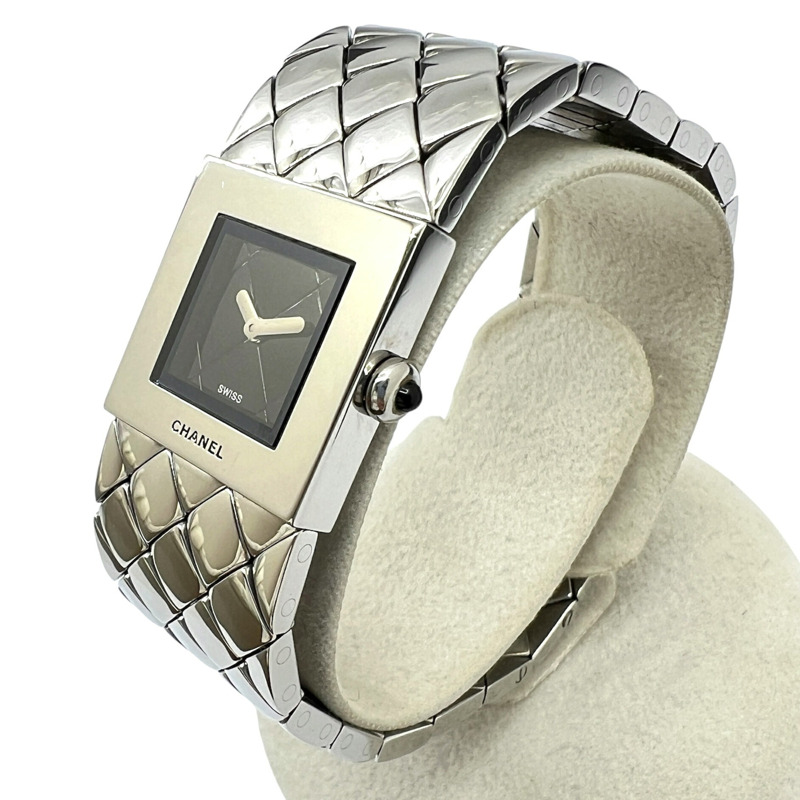 香奈兒 (CHANEL) 絎縫石英腕錶，不鏽鋼錶殼，黑色錶盤，女士款，型號 H0009，黑色/銀色-1