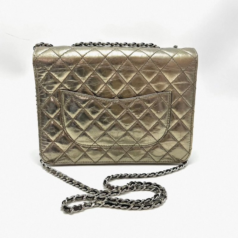 CHANEL 金色CF爆裂紋肩背斜背風琴包 24*17*3 98新配件塵袋保卡-3
