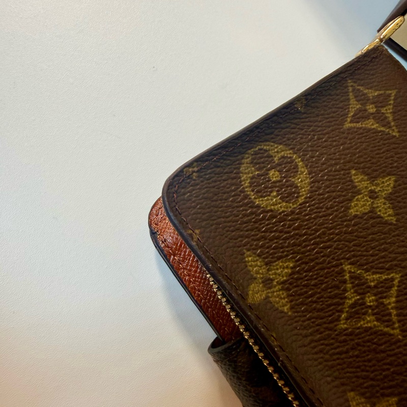 ✔️LV Louis Vuitton 路易威登 Monogram M61667 老花金釦拉鏈短夾-7