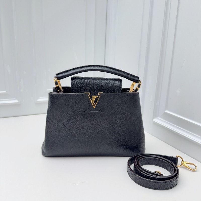 LV路易威登Capucines BB 黑色牛皮經典黑金款-0