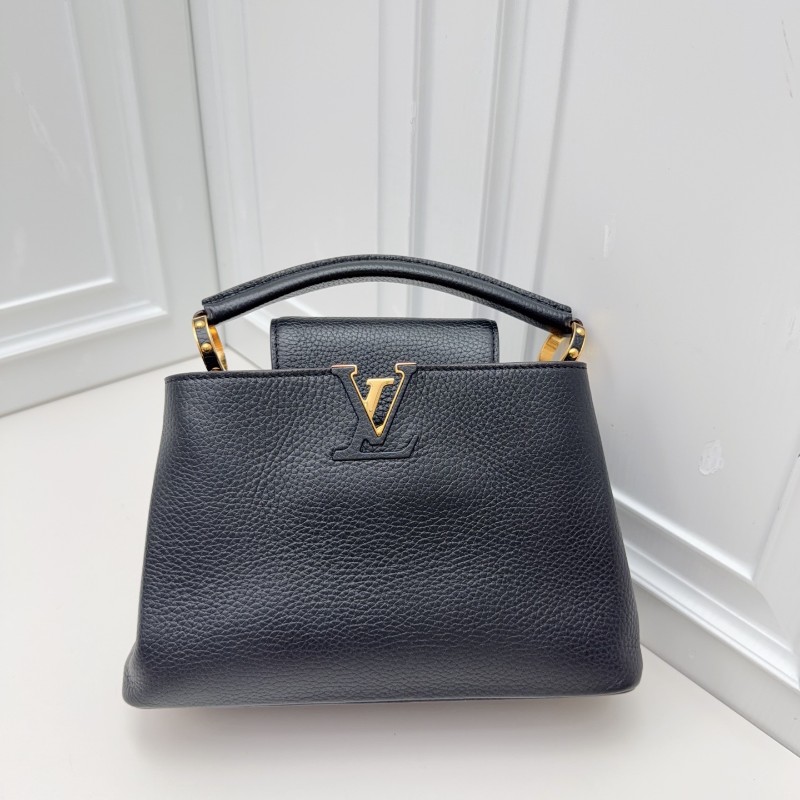 LV路易威登Capucines BB 黑色牛皮經典黑金款-1