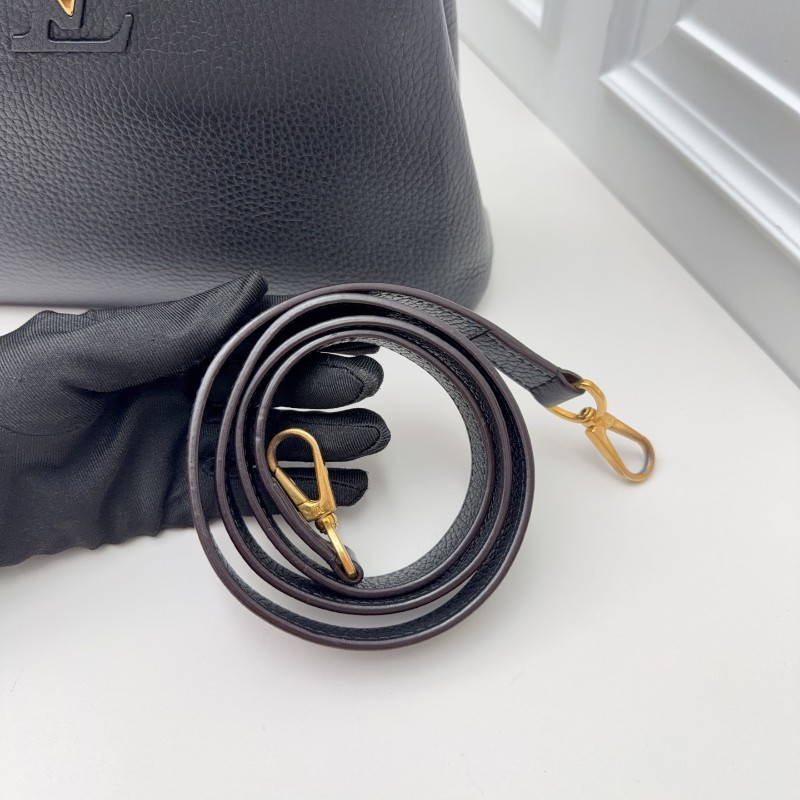 LV路易威登Capucines BB 黑色牛皮經典黑金款-17