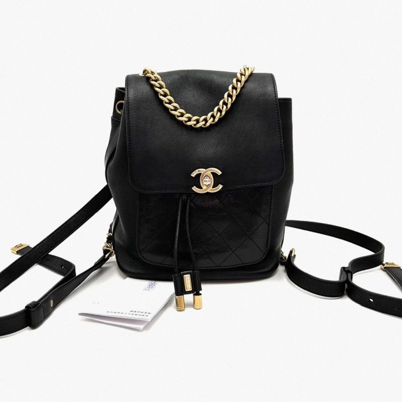 CHANEL黑金季節款牛皮後背包 18*24*11 98新配件購證塵袋-2
