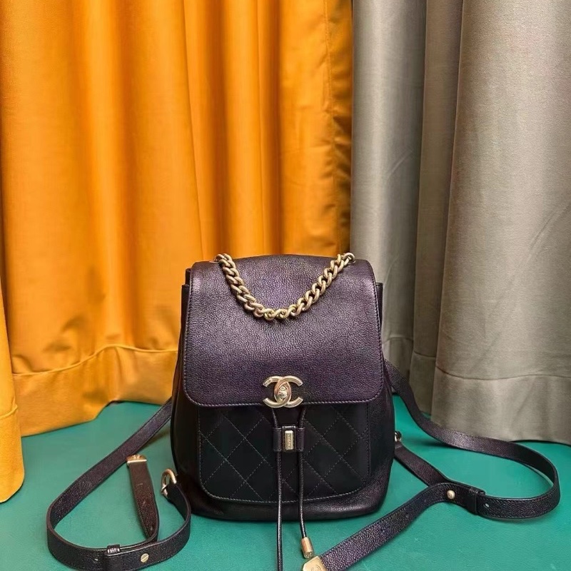 CHANEL黑金季節款牛皮後背包 18*24*11 98新配件購證塵袋-2