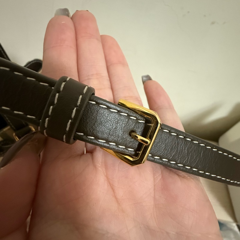 Burberry迷你格紋水桶包-11