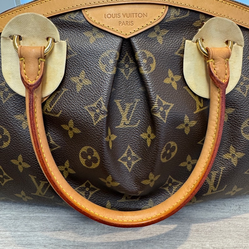 🥨經典路易威登LV原花金釦拉鍊抓皺Tivoli手提水餃包M40143-17