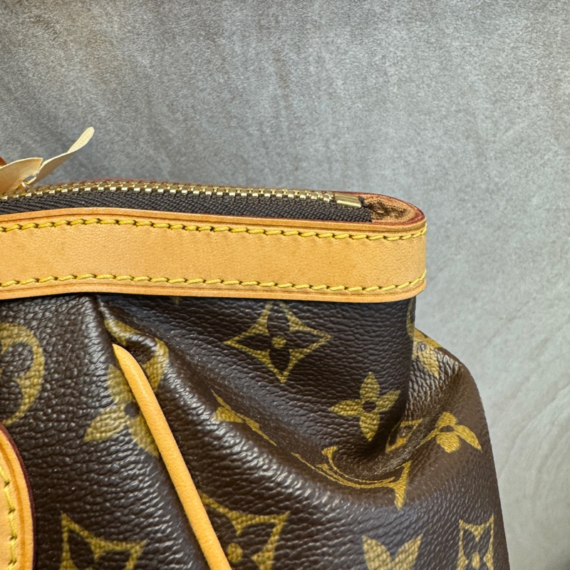 🥨經典路易威登LV原花金釦拉鍊抓皺Tivoli手提水餃包M40143-9