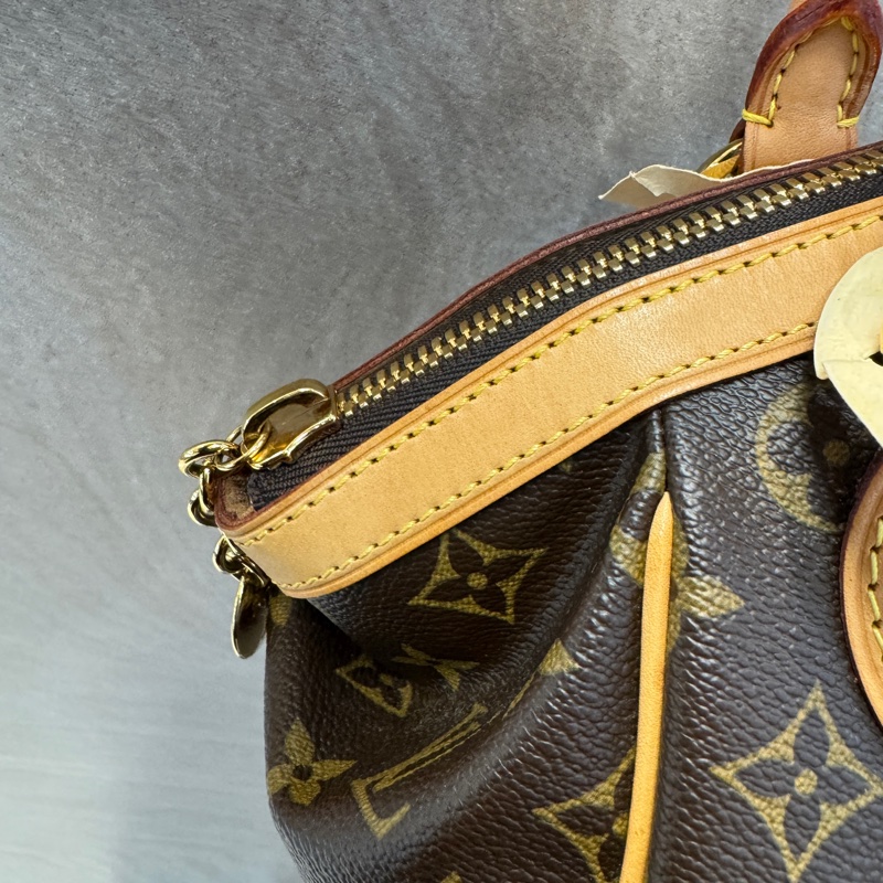 🥨經典路易威登LV原花金釦拉鍊抓皺Tivoli手提水餃包M40143-10