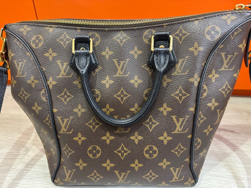 近新手提/斜背皆可LV包-4