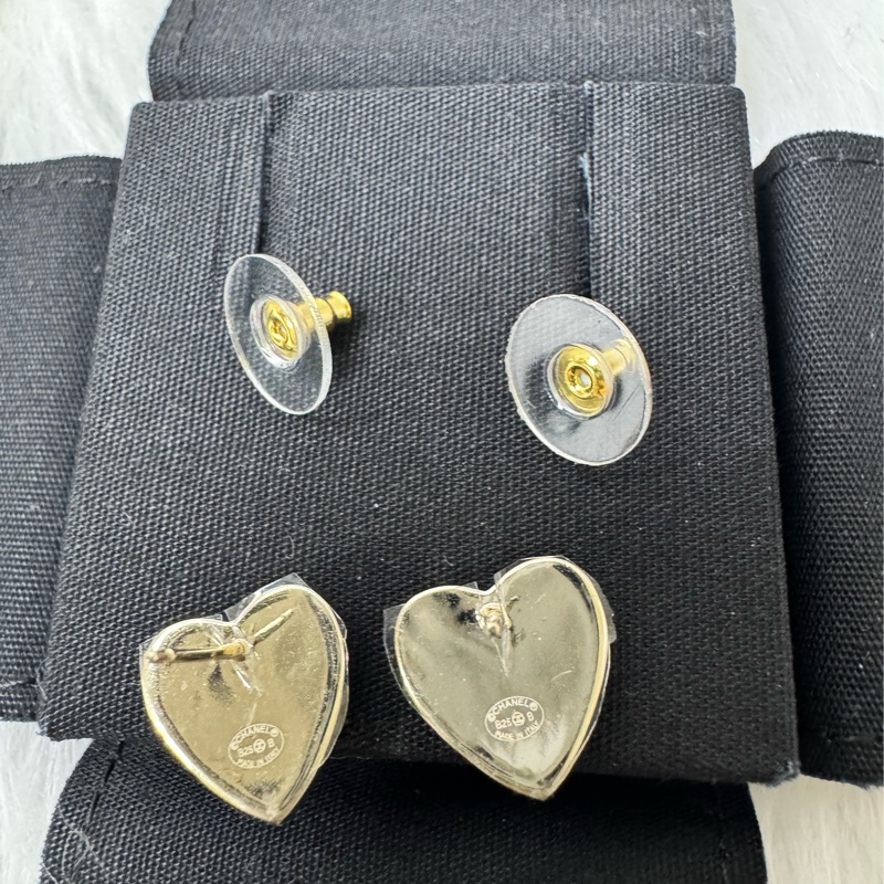 香奈兒25 B愛心耳環-5