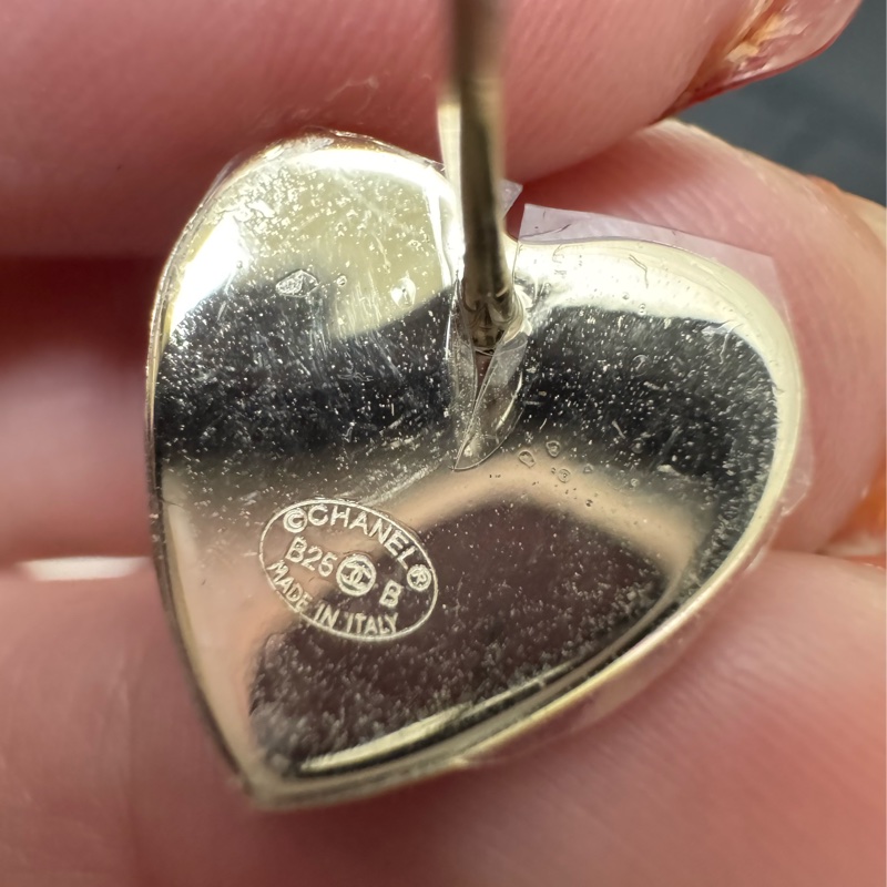 香奈兒25 B愛心耳環-6