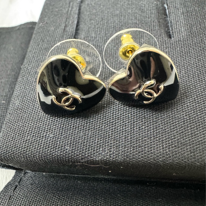 香奈兒25 B愛心耳環-14