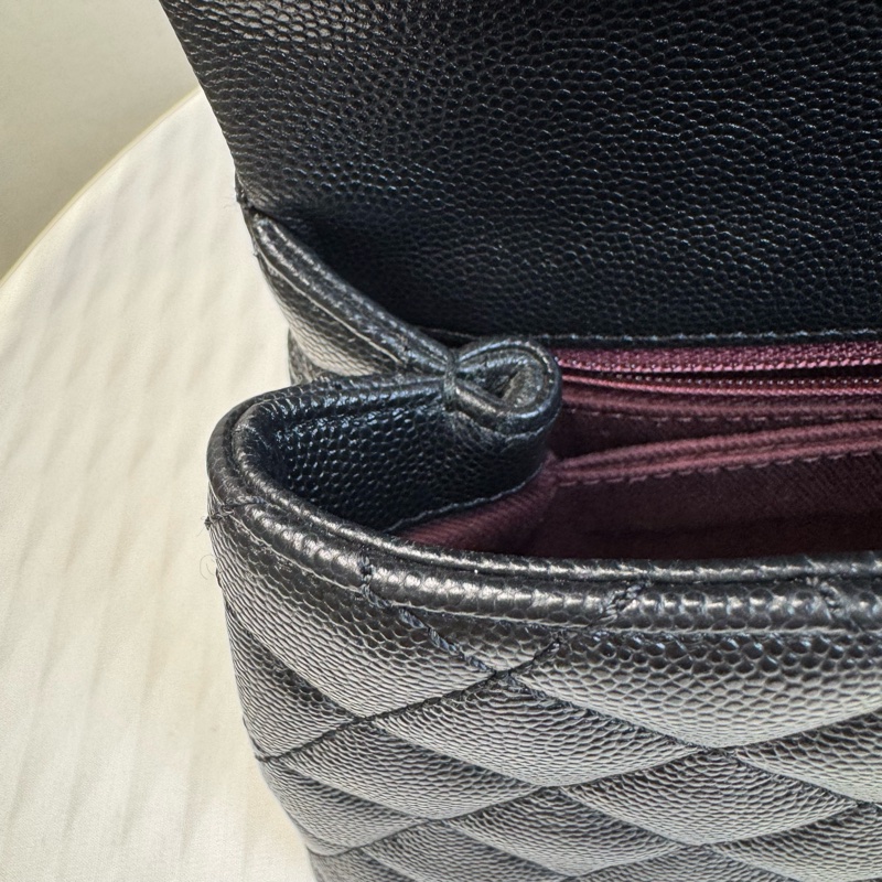 香奈兒Chanel Coco Handel牛皮黑金小號-10