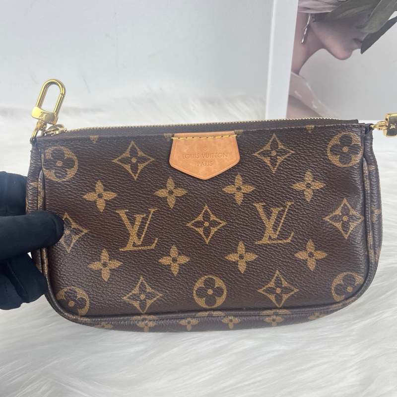 98新 lv五合一 純芯片 綠肩帶,M44813 尺寸: 24 x 13.5 x 4-3