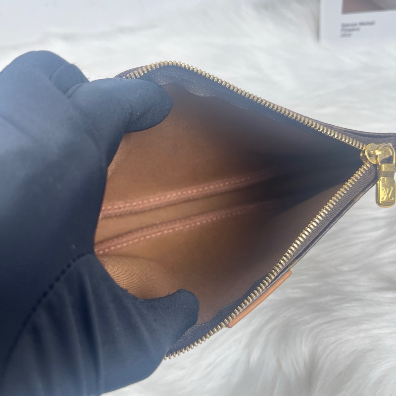 98新 lv五合一 純芯片 綠肩帶,M44813 尺寸: 24 x 13.5 x 4-6