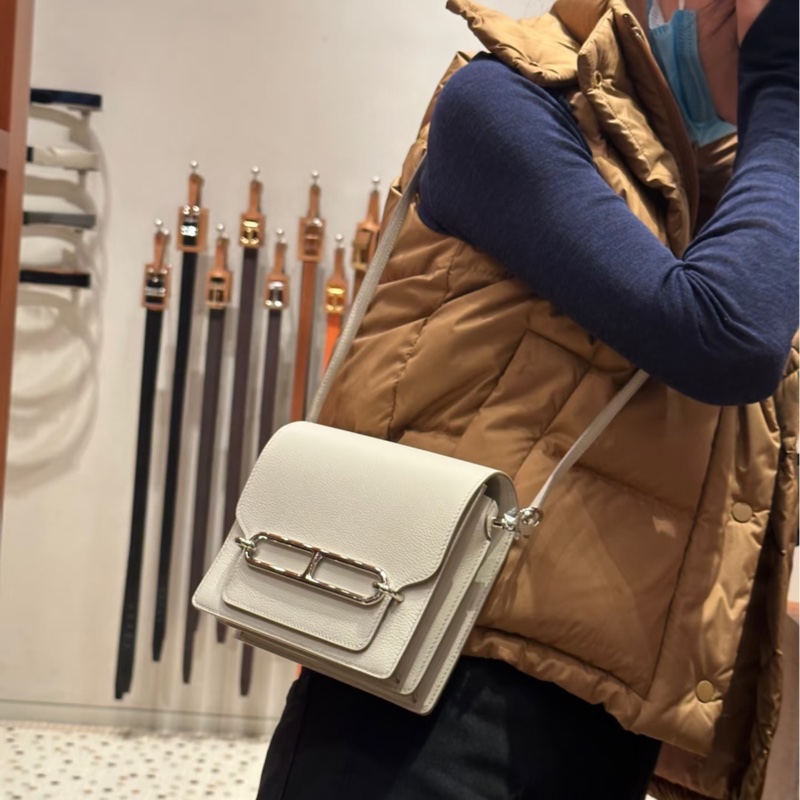 99新全配❤️ #愛馬仕 #豬鼻子19 #roulis #mini #冰川白 銀扣-1