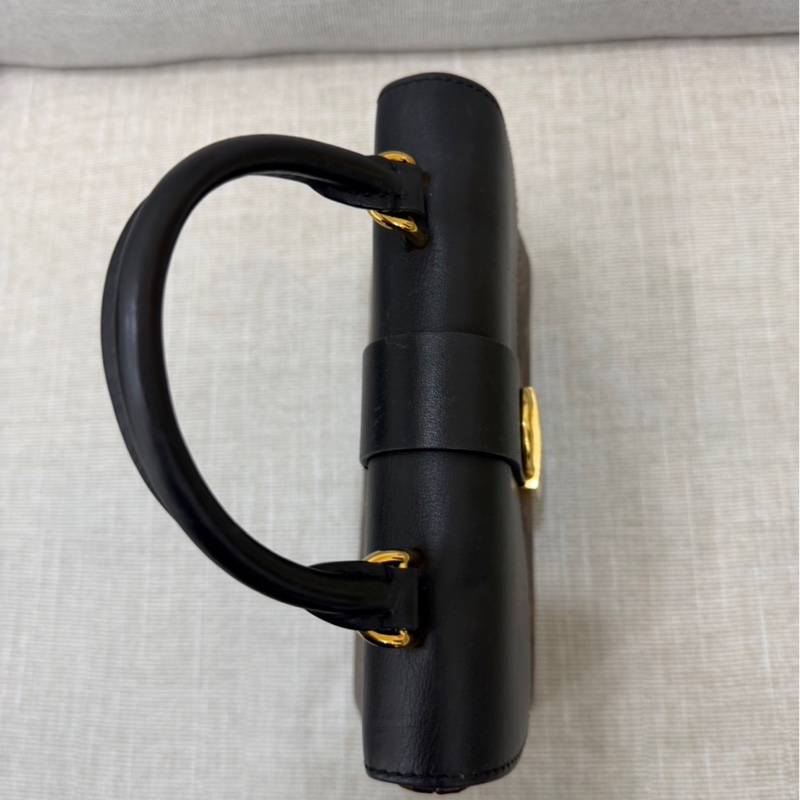 LV M44141經典LOCKY BB Monogram帆布牛皮飾邊磁釦手提包 斜背包（黑色）-14