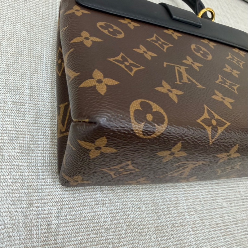 LV M44141經典LOCKY BB Monogram帆布牛皮飾邊磁釦手提包 斜背包（黑色）-33