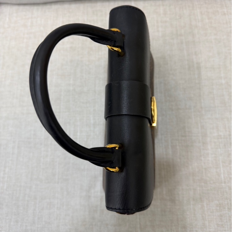 LV M44141經典LOCKY BB Monogram帆布牛皮飾邊磁釦手提包 斜背包（黑色）-35