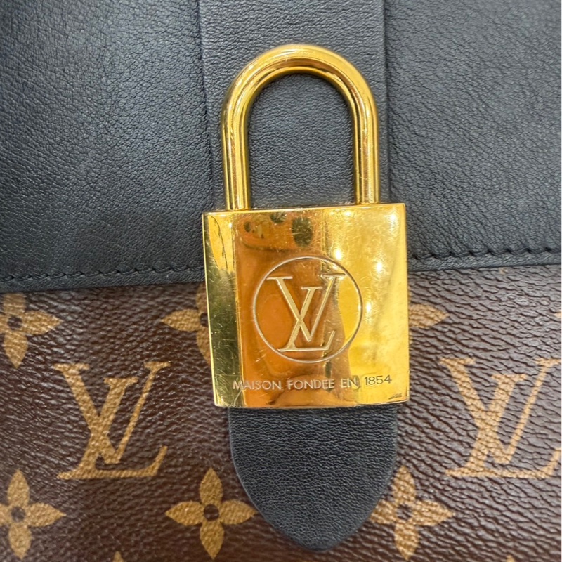 LV M44141經典LOCKY BB Monogram帆布牛皮飾邊磁釦手提包 斜背包（黑色）-43