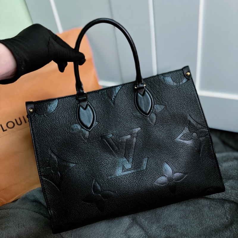 LV On the go MM真皮黑-5