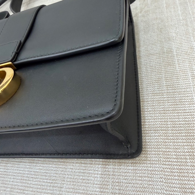 Dior 30 Montaigne 小型包 黑色金釦小牛皮-9