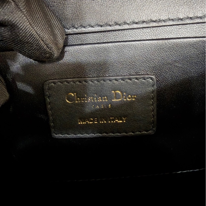 Dior 30 Montaigne 小型包 黑色金釦小牛皮-33