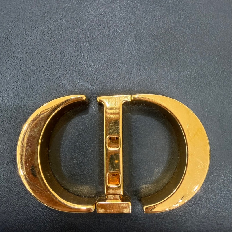 Dior 30 Montaigne 小型包 黑色金釦小牛皮-45