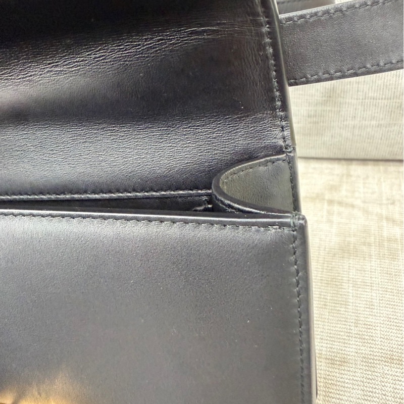 Dior 30 Montaigne 小型包 黑色金釦小牛皮-53