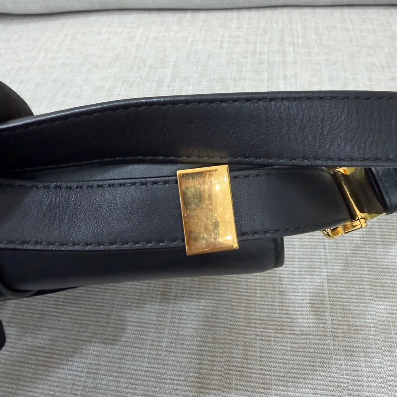 Dior 30 Montaigne 小型包 黑色金釦小牛皮-69