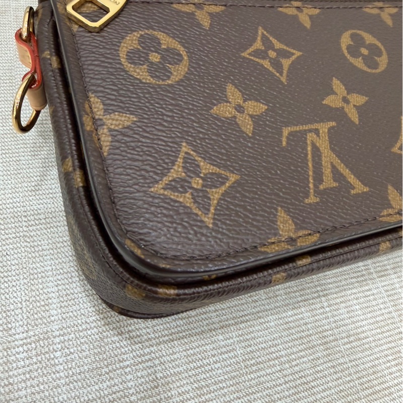 LV M46279 Pochette Métis East West 新款郵差包 肩背包 斜背包-13