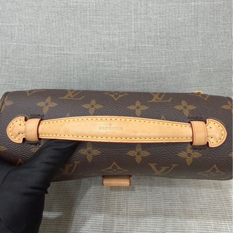 LV M46279 Pochette Métis East West 新款郵差包 肩背包 斜背包-18