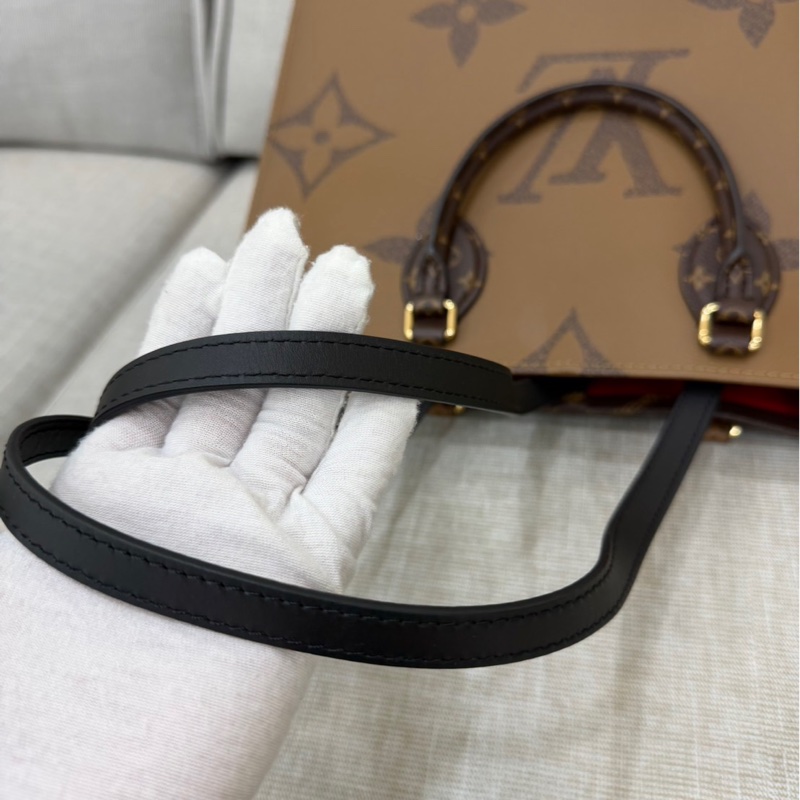 LV M45321經典ONTHEGO MM Monogram Reverse帆布手提包 肩背包 購物包-27