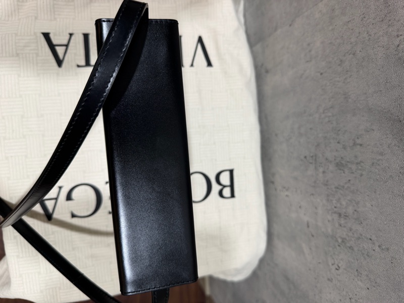 「年終聖誕特價」全新Bottega Veneta Daisy Bag 方盒包 黑色577038-10