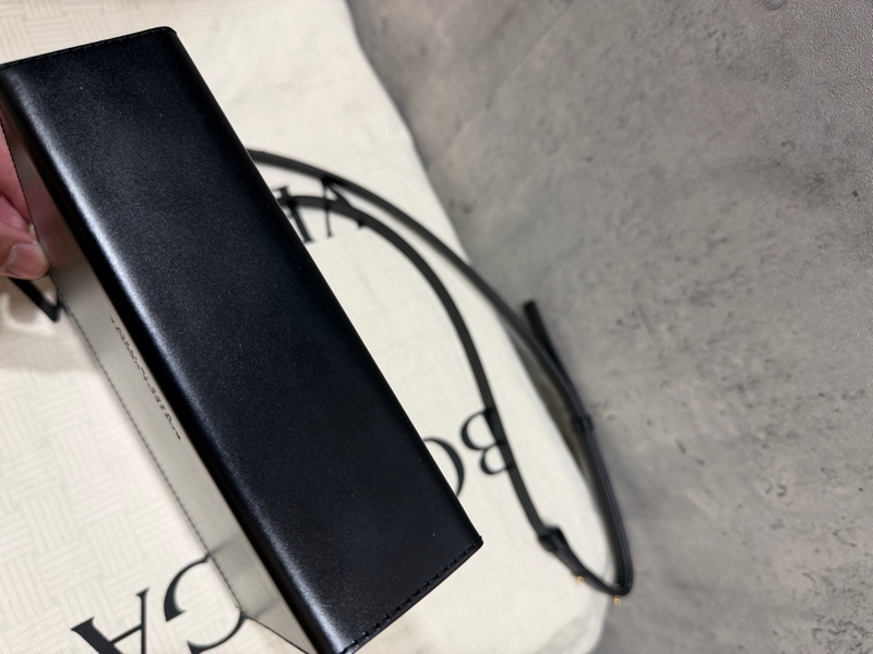 「年終聖誕特價」全新Bottega Veneta Daisy Bag 方盒包 黑色577038-11