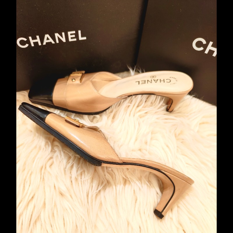 Chanel方頭拼色露跟鞋-8