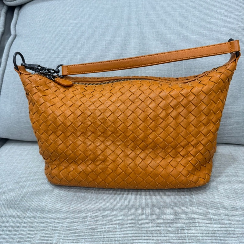 BV 全皮編織手提包 腋下包 飯盒包-6