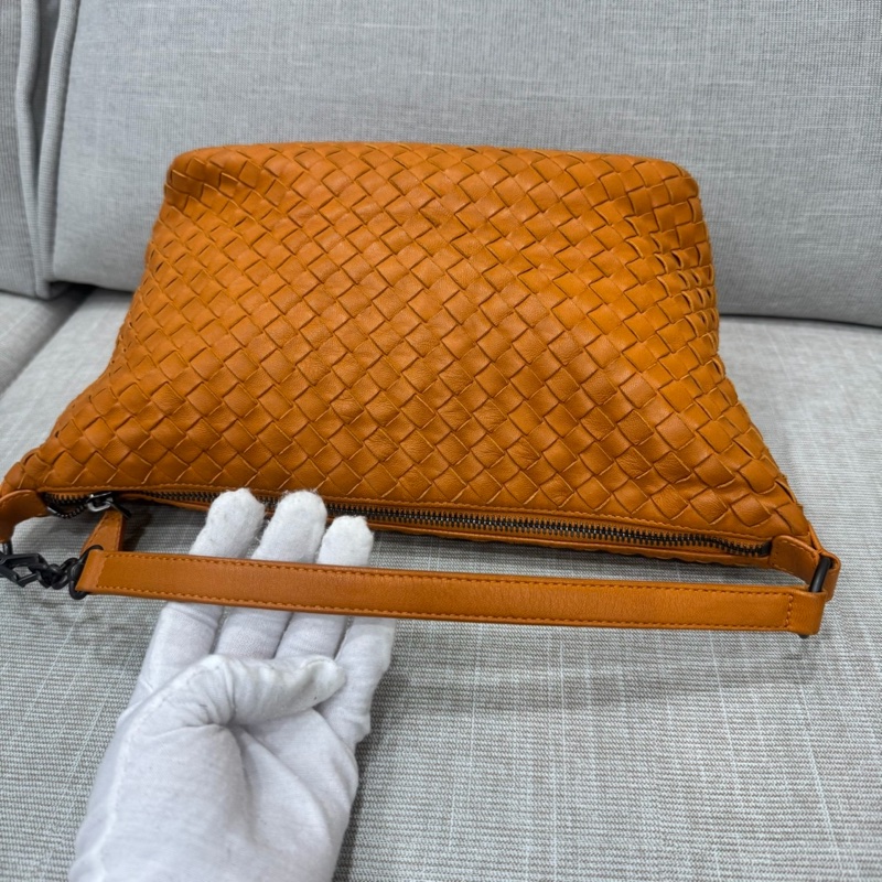 BV 全皮編織手提包 腋下包 飯盒包-31