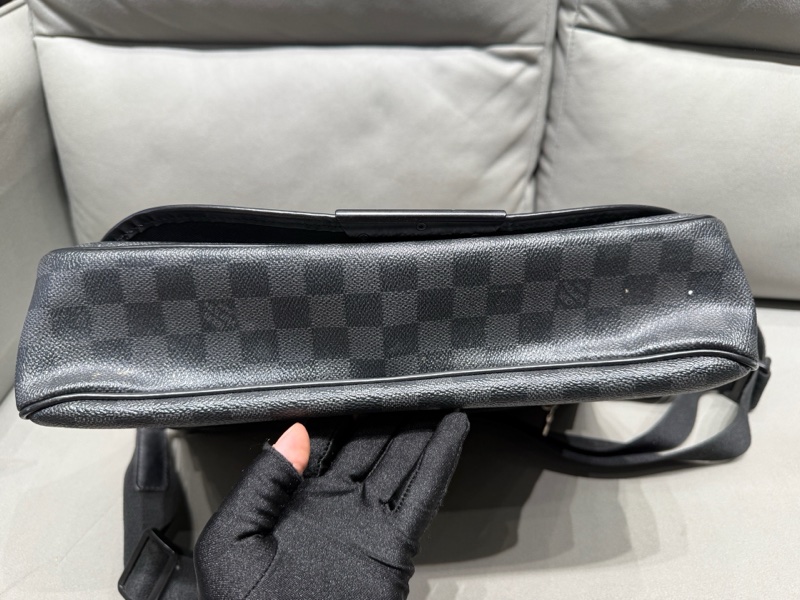 95新LV GM黑棋盤格斜挎包 無裂 編號SP1141 尺寸34*24*8cm-5