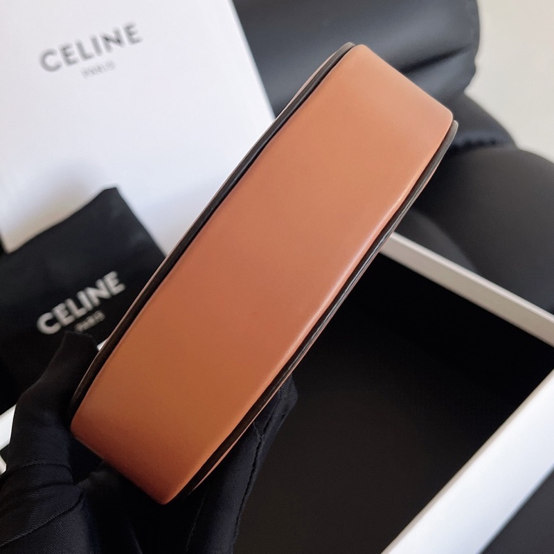 【近新閒置品】Celine 凱旋門月餅包 CUIR TRIOMPHE光滑牛皮美拉德單肩斜挎包-3