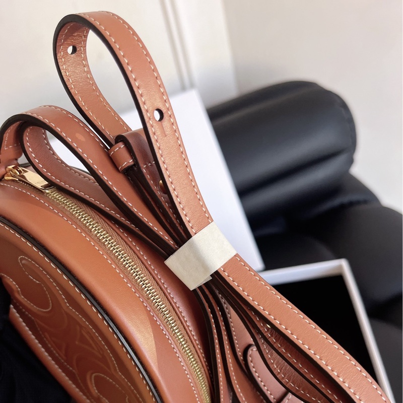 【近新閒置品】Celine 凱旋門月餅包 CUIR TRIOMPHE光滑牛皮美拉德單肩斜挎包-7