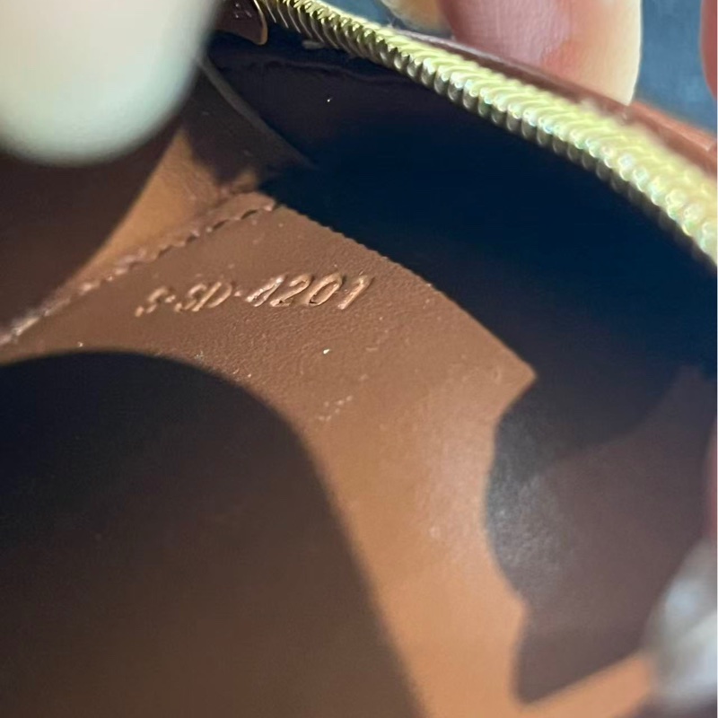 【近新閒置品】Celine 凱旋門月餅包 CUIR TRIOMPHE光滑牛皮美拉德單肩斜挎包-12